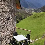Apartmán Balcon De Pineta